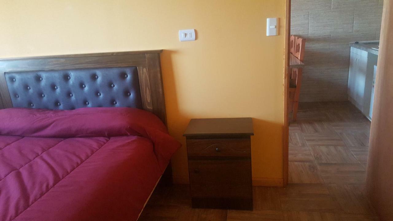 Habitaciones Y Apartamentos El Caleuche เอลตาโบ ภายนอก รูปภาพ